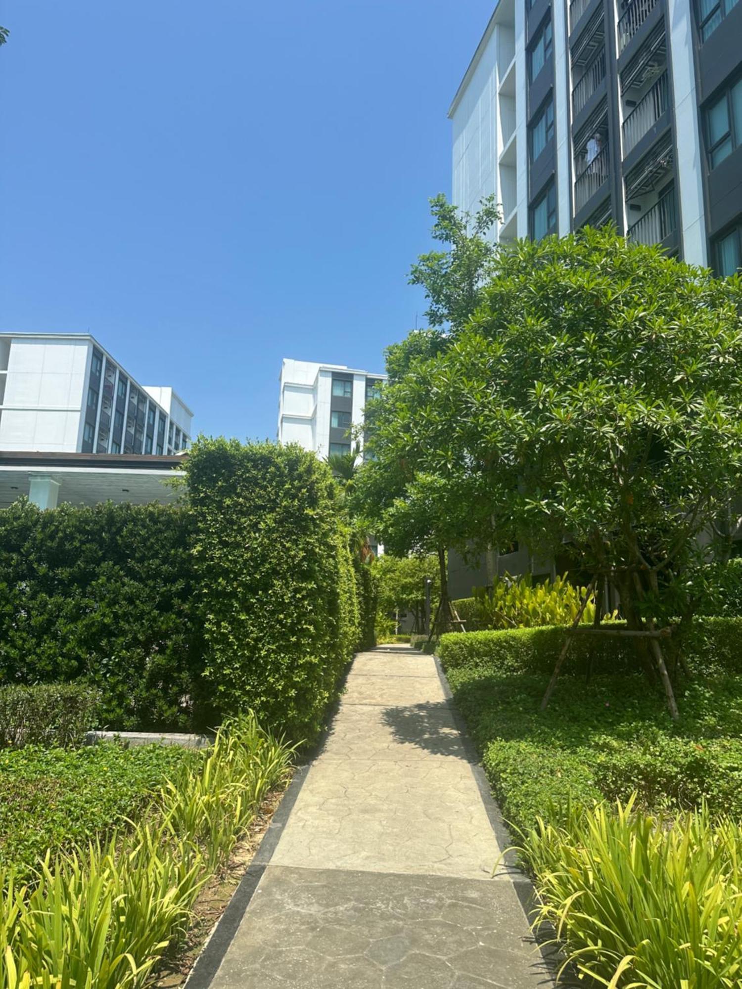 Escent Park Ville Chiang Mai Exteriör bild
